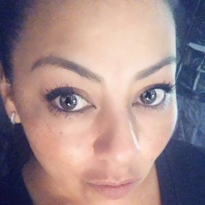 Meet your Posher, Selene